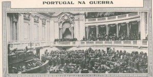A 23 de novembro o Congresso português decide entrar na Guerra. Fotografia de Benoliel, um dos mais importantes fotógrafos portugueses, publicada na revista Ilustração Portuguesa.